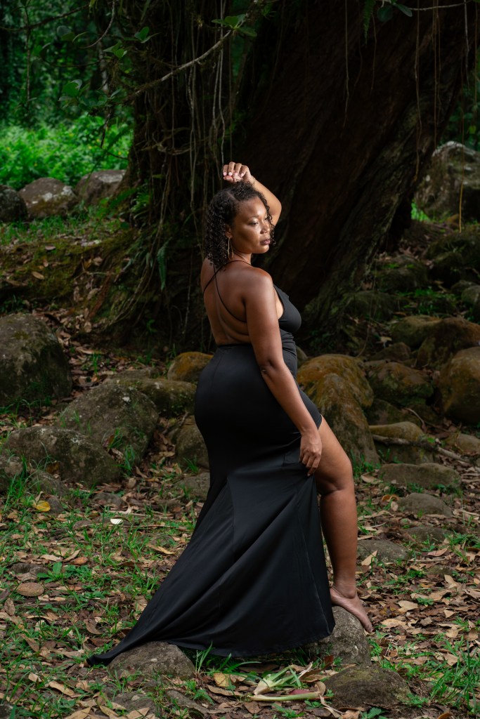 ©Sarah en robe noire 2